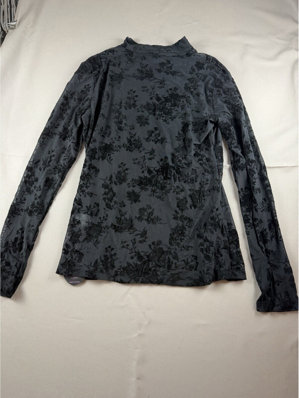 BemorRun Gray Black Floral Flocked Mesh Sheer Stretch Mock Neck Top Women’s M - Picture 7 of 7